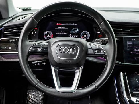 Used 2023 Audi Q8 Prestige image 18