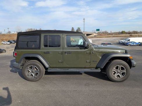 Used 2021 Jeep Wrangler Unlimited Sport AWD/4WD image 2