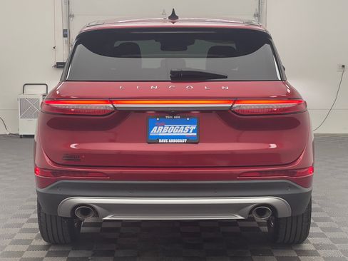 Used 2025 Lincoln Corsair FWD image 8