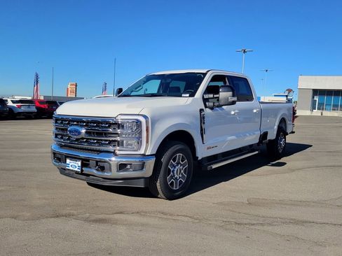 New 2026 Ford F250 Lariat image 3