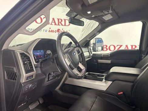Certified 2019 Ford F250 Lariat w/ Chrome Package image 12