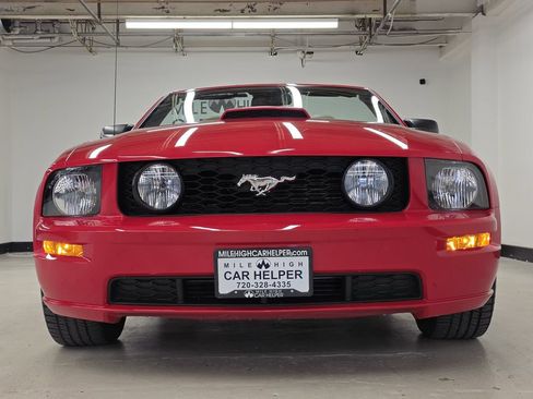 Used 2007 Ford Mustang GT Premium RWD image 4