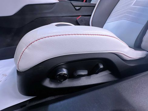 Used 2023 Chevrolet Corvette Stingray Premium Cpe RWD image 13