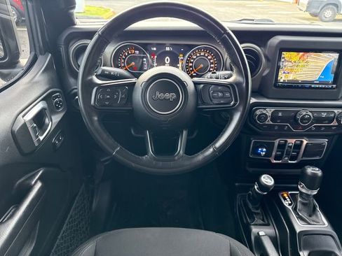 Used 2018 Jeep Wrangler Unlimited Sport S image 18