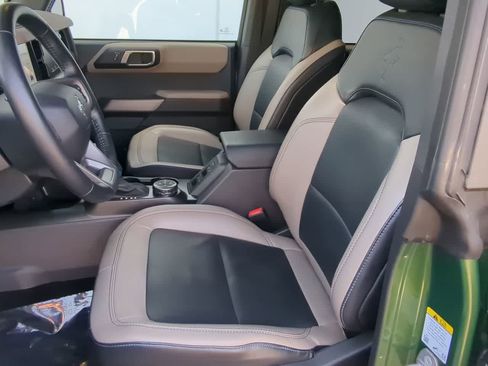 Used 2023 Ford Bronco Wildtrak image 20