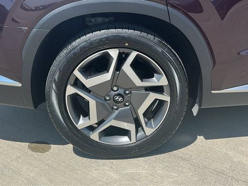 Used 2024 Hyundai Palisade Limited FWD image 17