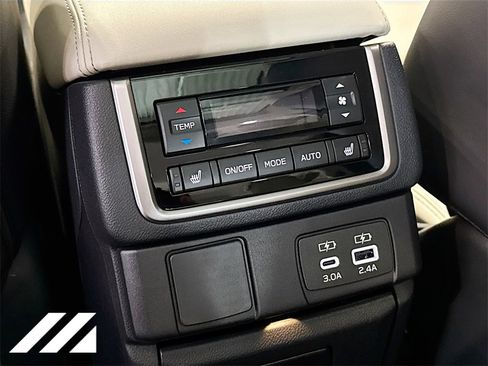 New 2026 Subaru Ascent Limited image 27