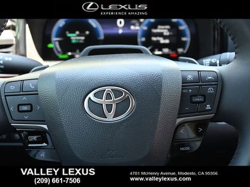 Used 2025 Toyota Camry XSE w/ Premium Plus Package image 10