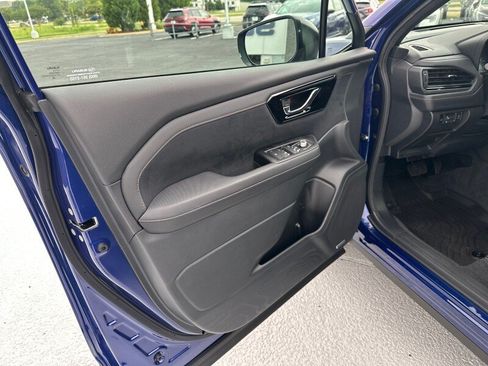 New 2026 Subaru Forester Sport AWD/4WD image 13