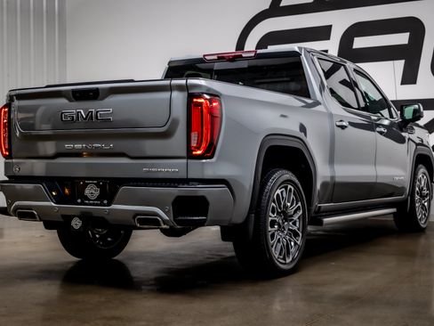 Used 2025 GMC Sierra 1500 Denali Ultimate AWD/4WD image 35