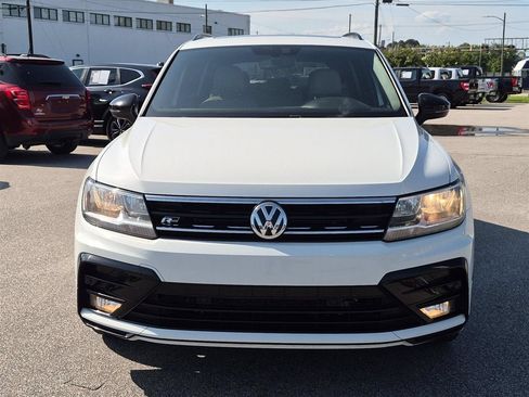 Used 2021 Volkswagen Tiguan SE R-Line FWD image 8