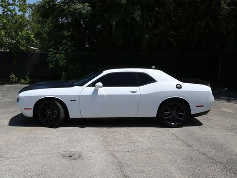 Used 2023 Dodge Challenger R/T w/ Plus Package RWD image 2