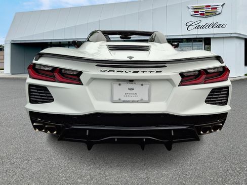 Used 2022 Chevrolet Corvette Stingray Preferred Conv w/ Z51 Performance Package RWD image 5