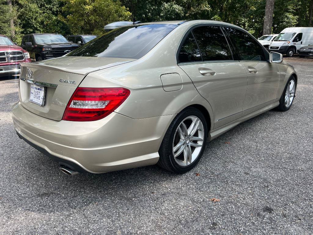 Used 2012 Mercedes-Benz C 300 4MATIC Sedan image 5
