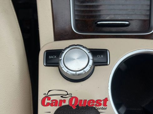 Used 2015 Mercedes-Benz GLK 350 4MATIC image 28