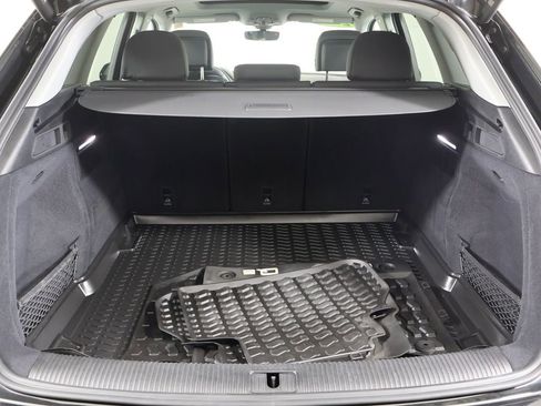 Used 2023 Audi Q5 2.0T Premium w/ Convenience Package image 15