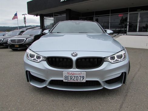 Used 2015 BMW M4 Coupe RWD image 2