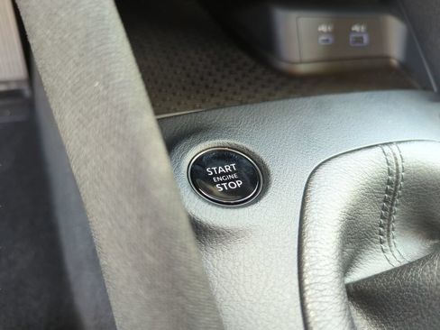 Used 2025 Nissan Z Sport w/ Floor Mat Package RWD image 38