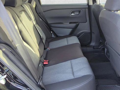 Used 2026 Nissan Rogue SV FWD image 28