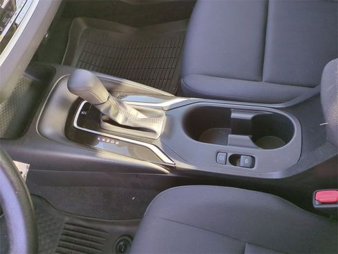 Used 2023 Toyota Corolla LE image 14