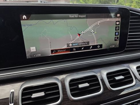 Used 2022 Mercedes-Benz GLE 350 image 11