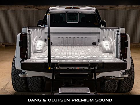 Used 2026 Ford F350 Platinum w/ Platinum Plus Package image 8