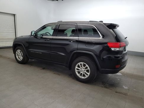 Used 2019 Jeep Grand Cherokee Laredo AWD/4WD image 3