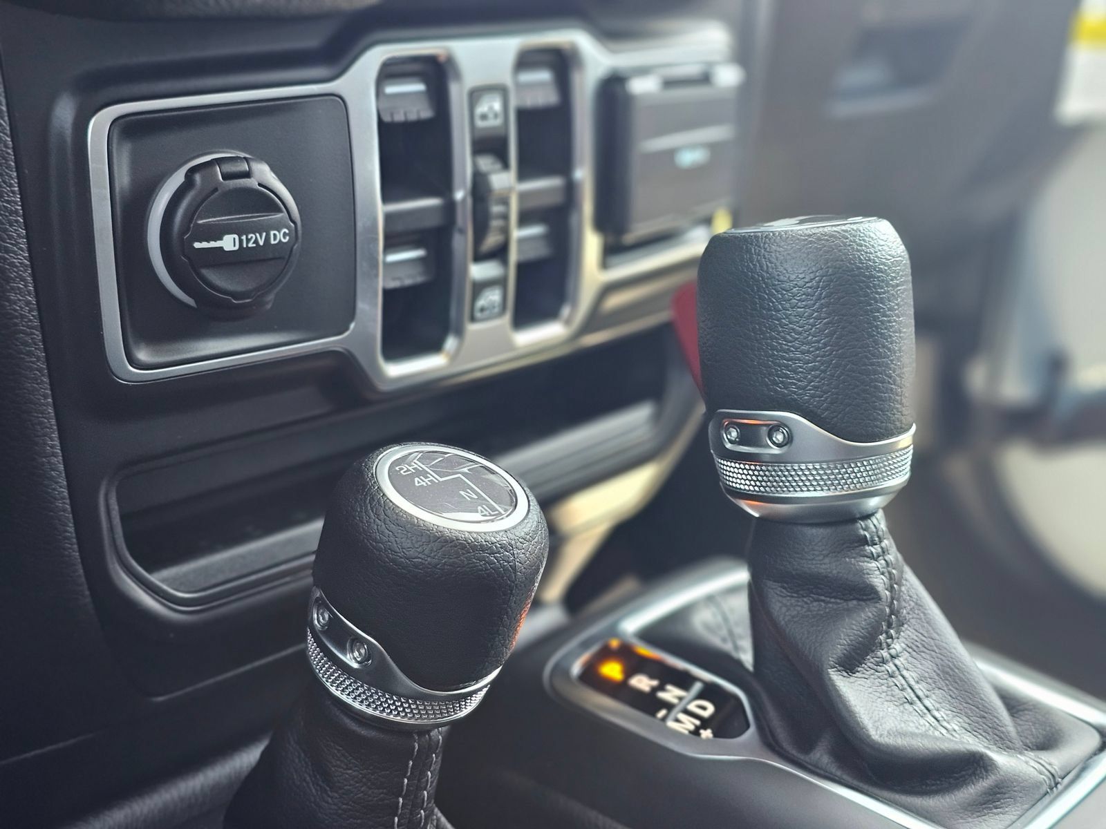 New 2026 Jeep Wrangler Unlimited Sport AWD/4WD image 18
