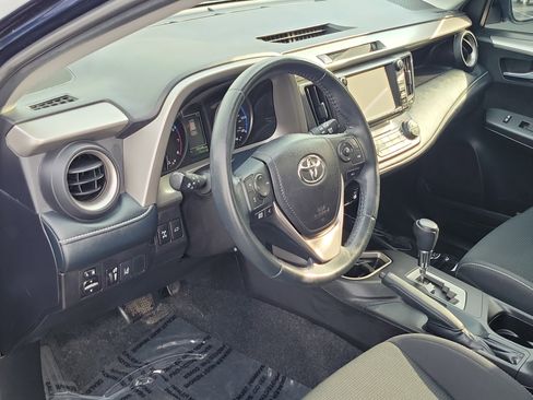 Used 2018 Toyota RAV4 XLE AWD/4WD image 23