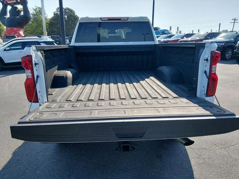 Used 2025 Chevrolet Silverado 2500 Custom w/ Custom Value Package AWD/4WD image 10