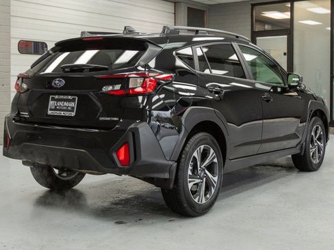 Used 2024 Subaru Crosstrek 2.0i Premium image 30