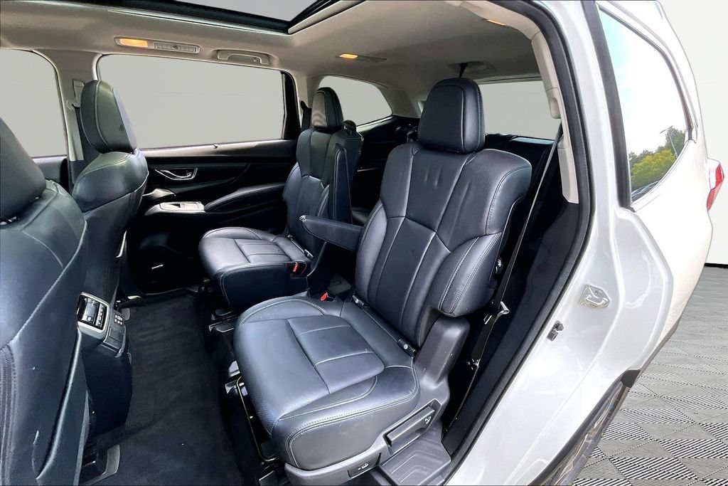 Used 2023 Subaru Ascent Limited w/ Technology Package AWD/4WD image 19