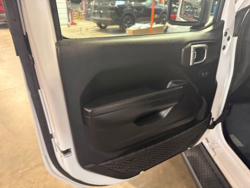 Used 2022 Jeep Wrangler Unlimited Sport w/ Cold Weather Group image 42