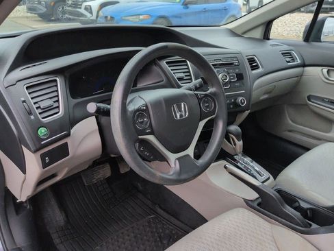 Used 2014 Honda Civic LX image 2