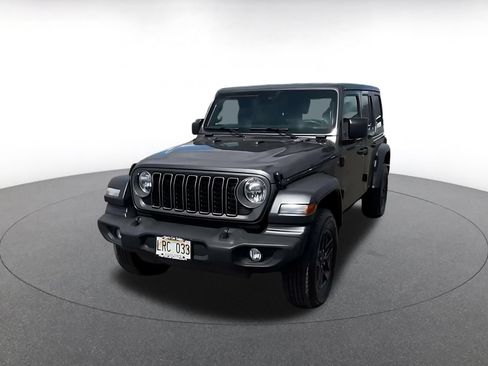Used 2025 Jeep Wrangler Unlimited Sport AWD/4WD image 7