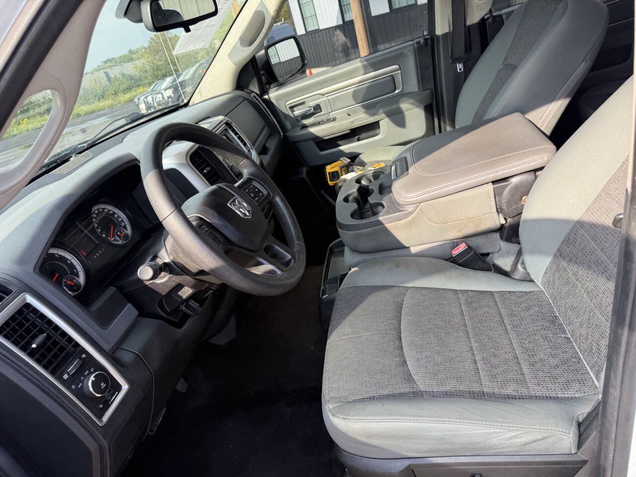 Used 2016 RAM 1500 Outdoorsman AWD/4WD image 18