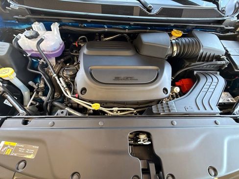 New 2026 Chrysler Pacifica Select FWD image 31