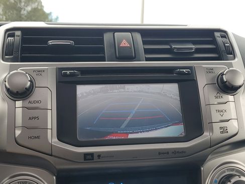 Used 2016 Toyota 4Runner Limited image 26