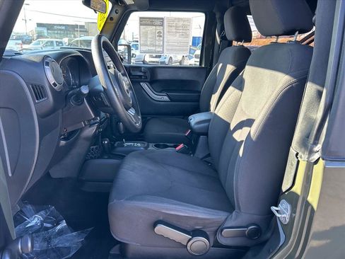 Used 2015 Jeep Wrangler Sport image 3