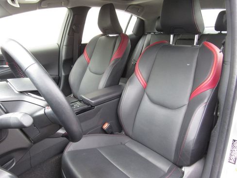 Certified 2024 Toyota Prius Prime FWD image 12