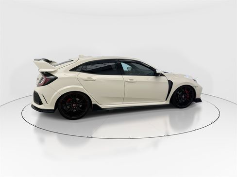 Used 2019 Honda Civic Type R image 8