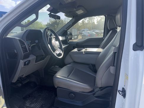 Used 2022 Ford F250 XL w/ XL Value Package image 6