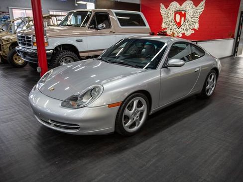 Used 2001 Porsche 911 GT3 RS image 2