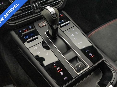 Used 2023 Porsche Macan GTS w/ GTS Sport Package image 25