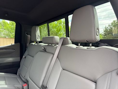 Used 2026 Chevrolet Silverado 1500 LTZ w/ LTZ Convenience Package II AWD/4WD image 21