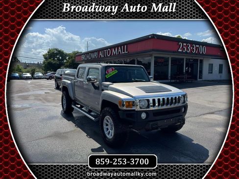 Used 2009 HUMMER H3T Luxury image 1