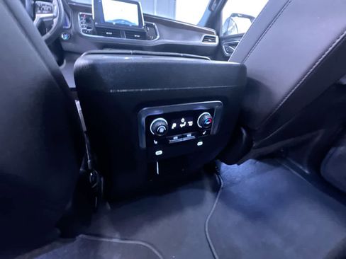 Used 2023 Chevrolet Tahoe Premier image 37