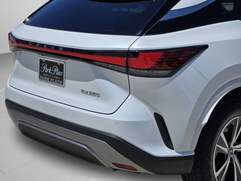 Used 2025 Lexus RX 350 Premium w/ Accessory Package (Z1) FWD image 39