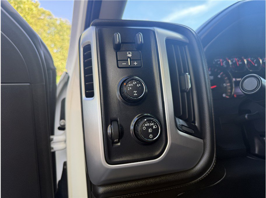 Used 2014 GMC Sierra 1500 SLE w/ SLE Value Package AWD/4WD image 13