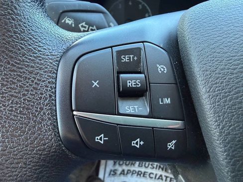 Used 2023 Ford Transit 250 Low Roof AWD w/ Exterior Upgrade Package image 18
